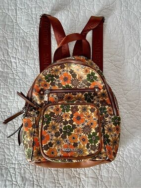 Madden NYC Mini Backpack in Orange/Green/Brown Retro Flower Power 70s Style